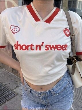 Sabrina Carpenter Short N' Sweet Tour Exclusive Crop Jersey Size Large Authentic